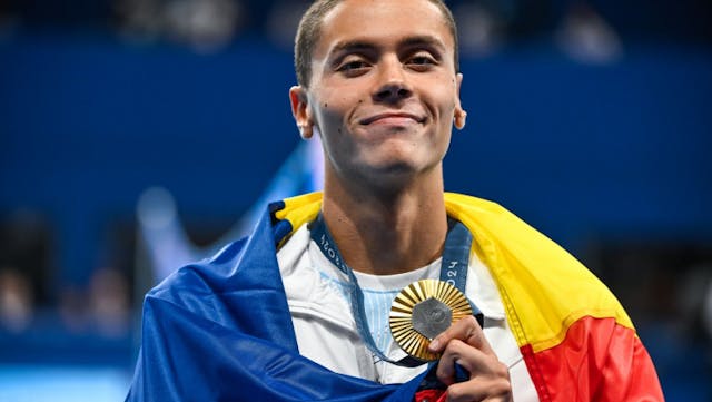 Triumful lui David Popovici la JO 2024: Prima medalie de aur pentru România în proba de 200 m liber