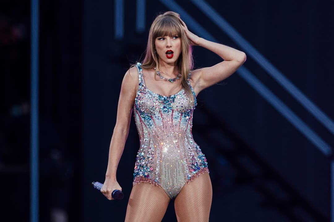 Taylor Swift mai "valoroasă" ca Rihanna