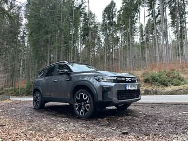 Test drive Dacia Bigster Hibrid 2025: Am Testat SUV-ul Care Sfidează Prețurile Premium