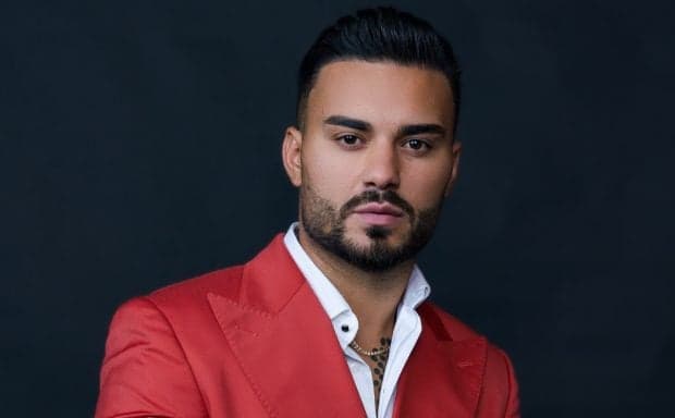  O Bijuterie fără Accidente pe Patru Roți! Descoperă Prețul Uimitor și Detalii despre Fericita Veste că Jador va Deveni Tată!