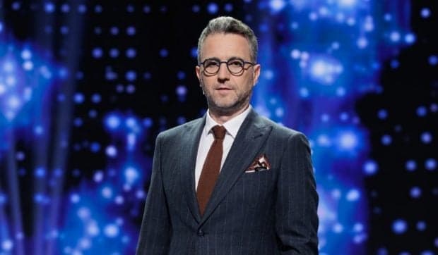  Televiziunea, Pasiunea Mea Neclintită după 30 de Ani pe Micile Ecrane