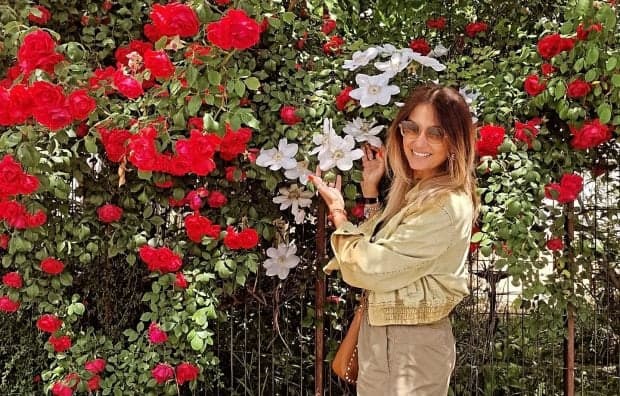  o vacanță neașteptată într-un resort exclusiv, doar pentru ei doi.