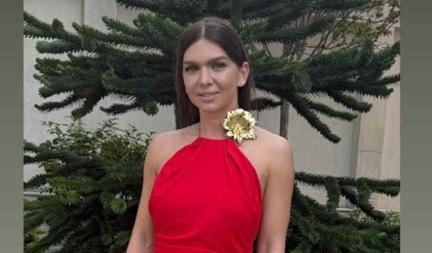  Detalii despre această ținută elegantă