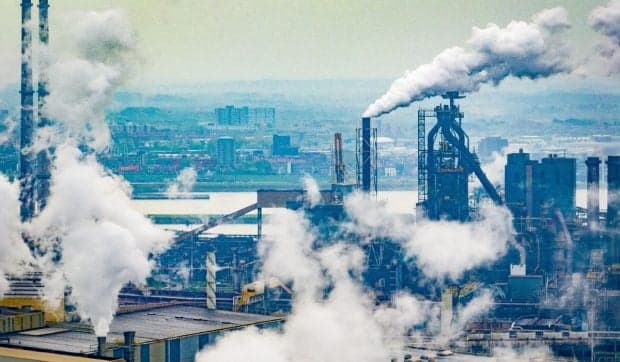Creștere alarmantă a tumorilor cerebrale în urma expunerii prelungite la particule ultrafine în trafic și emisii industriale