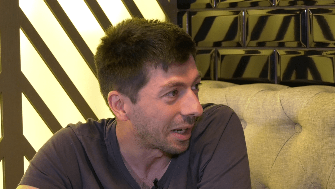  Cine Este Vecina Misterioasă din Chinteni Care I-a Declanșat Problemele?