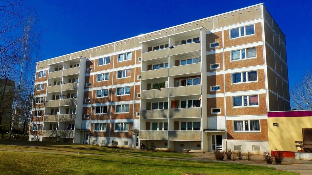 Renovările ilegale la apartament costă scump! Află ce să eviți înainte să muți pereții sau să reconfigurezi locuința.