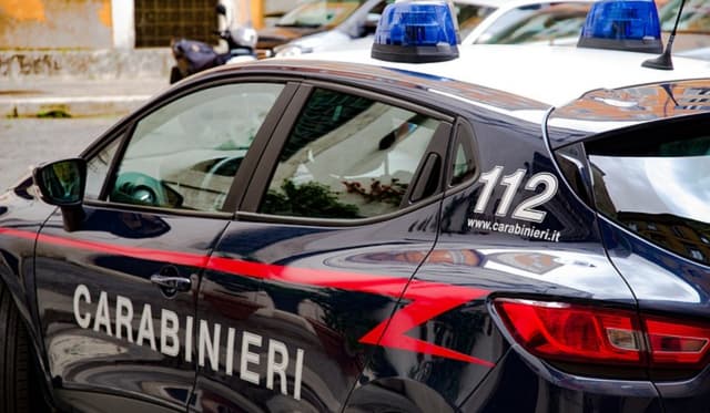  Român de 25 de Ani Aruncă Iubita în Prăpastie! Uimitor Ce Face Imediat După Actul Șocant