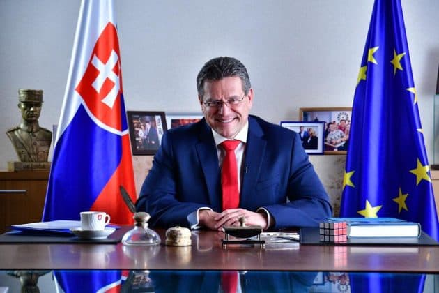  Impact asupra Importurilor SUA de sub 26 Miliarde Euro în Metale și Auto, Sefcovic Asigură Echitate între Statele Membre, von der Leyen Deschisă Negocierilor dar Susține Măsuri de Apărare a Intereselor Europene