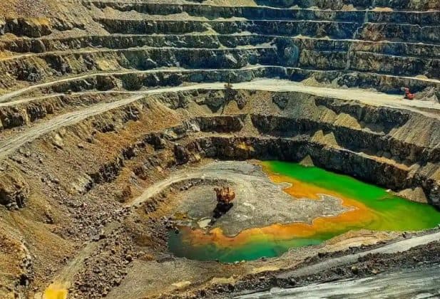  Negocieri Avansate cu Comisia Europeană și Investiții Strategice în Dezvoltarea Industrială, cu Accente pe Creștere și Digitalizare în Județul Alba, Rosia Poieni.