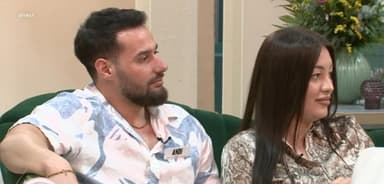 Apropieri mari între Andi și Roberta. Cei doi s-au ținut de mână