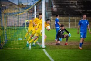  Spectacol în Etapa 5 Play-Off/Play-Out - FC Bacău se Califică la Barajul de Promovare în Liga 2!