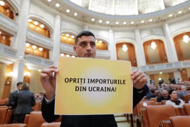 „Un bonus pentru Rusia”. Institutul pentru Studiul Războiului a analizat situaţia din România. Ce spune despre eventuala alegere a lui Simion în funcţia de preşedinte