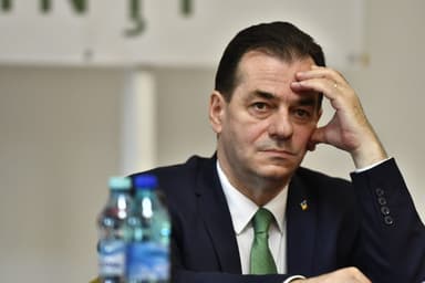 Ludovic Orban: Ideea rotativei este de-a dreptul scandaloasă. Pesediştii să-şi pună cenuşă în cap, să înţeleagă că nu mai pot să facă pe Ileana Cosânzeana