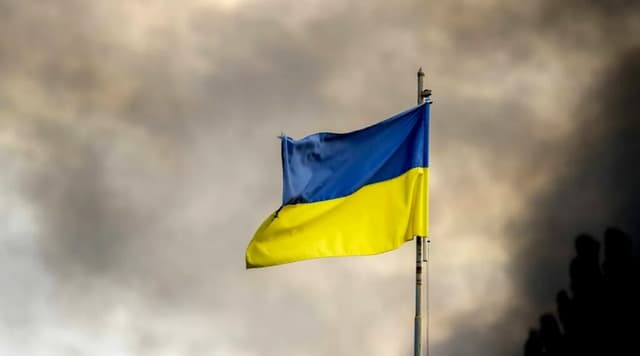  Ucraina Conturează Strategia pentru Misiunea de Menținere a Păcii: Aliați, Trupe Aliate și Discuții Cruciale la NATO în Bruxelles - Securitate și Participare Internațională În Vizor