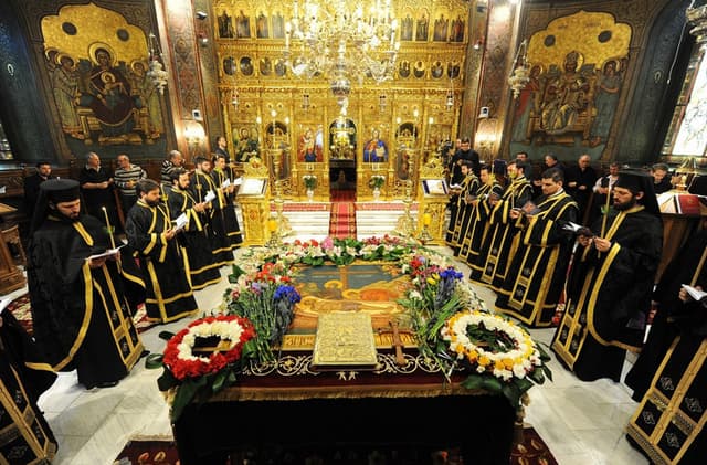  Ce nu trebuie să faci și ce semnificație are această zi sfântă pentru credincioși. Aflați mai multe despre importanța reculegerii și a ritualurilor specifice acestei zile.