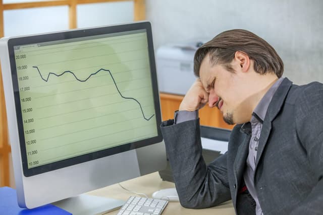  Reduceri Bugetare Urgente și Noi Motoare de Creștere Necesare în Fața Crizei Comerciale SUA-UE