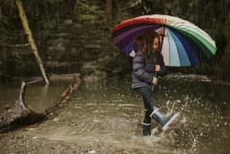  vreme rece și ploioasă în mai, scăderi semnificative de temperatură și instabilitate atmosferică persistentă în România