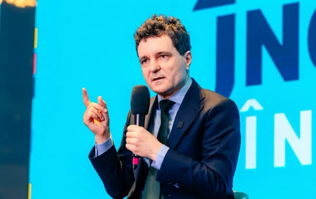  Manipularea opiniei publice atinge cote alarmante și fără precedent în România