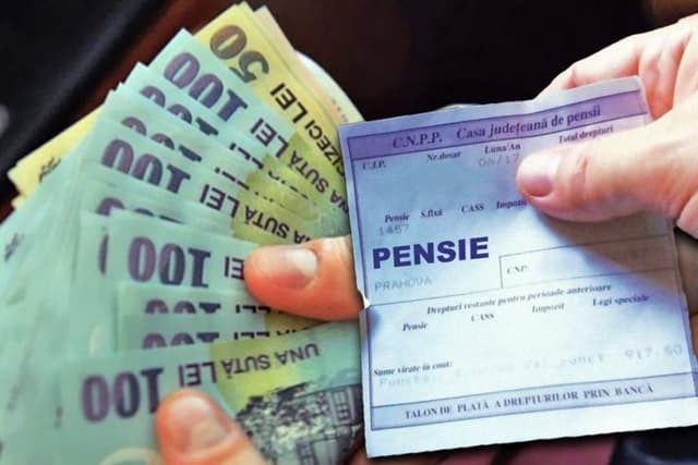  Românii pierd economiile din pensiile private: Valoarea fondurilor Pilonului II și III s-a prăbușit și a șters profiturile trimestriale.