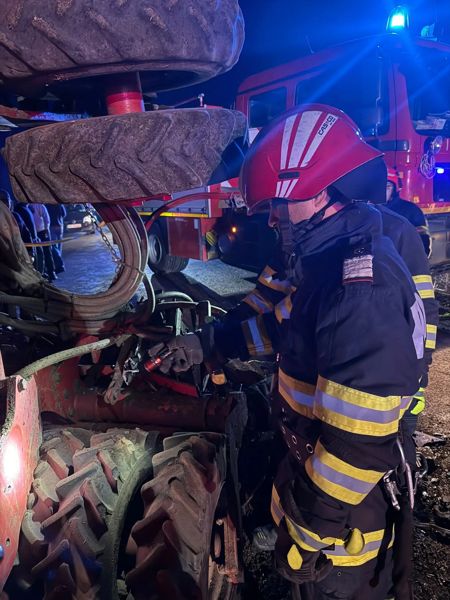 Coliziune mașină–tractor pe DJ 504 la granița Giurgiu–Teleorman: un mort