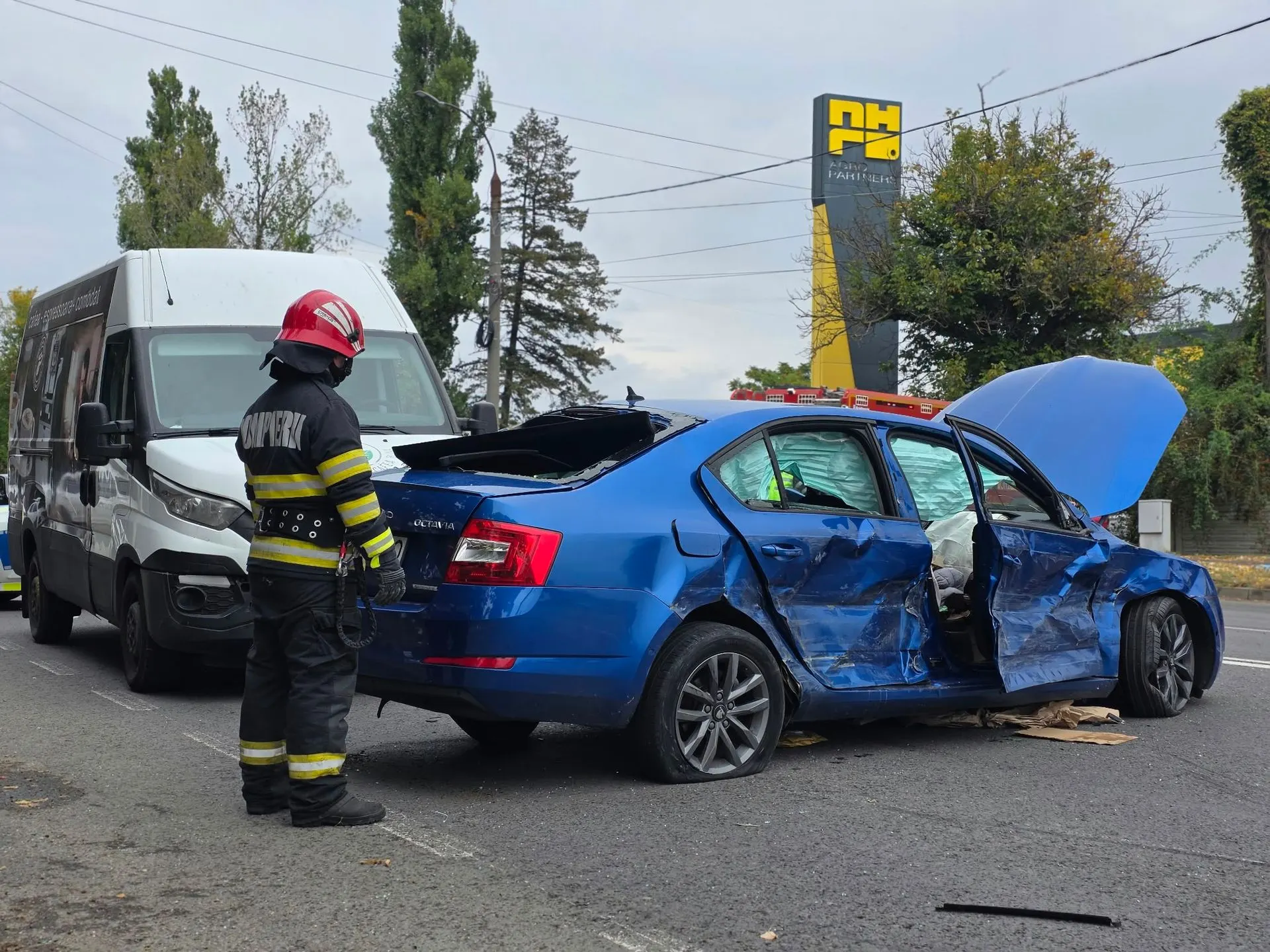 Accident pe DN5 la ieșirea din Giurgiu: doi copii și o femeie, la spital