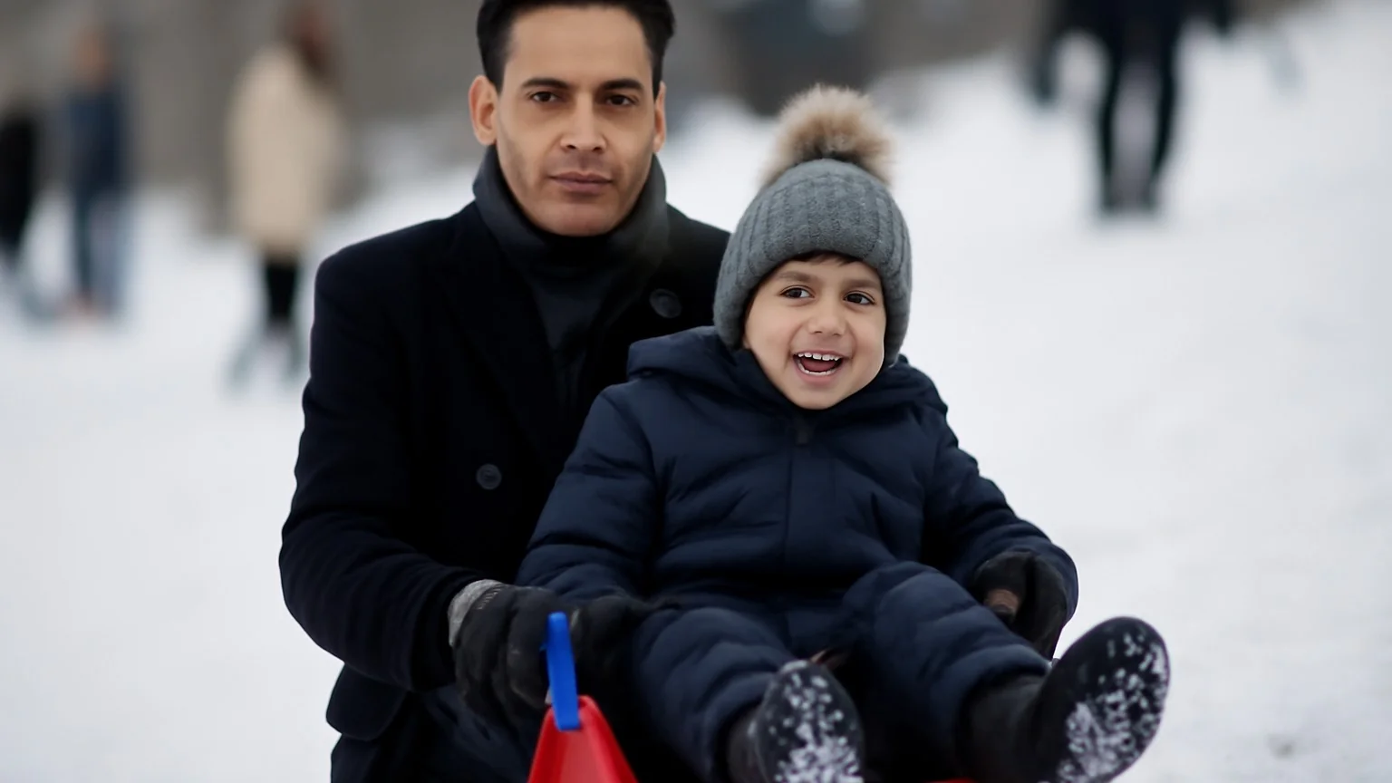 Imagini de familie: Ștefan Bănică cu fiul Alexandru la derdeluș (publicat 5 ianuarie 2026)