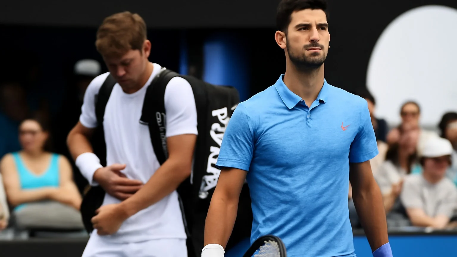 Novak Djokovic avansează în sferturile Australian Open 2026 prin retragerea lui Jakub Menšík