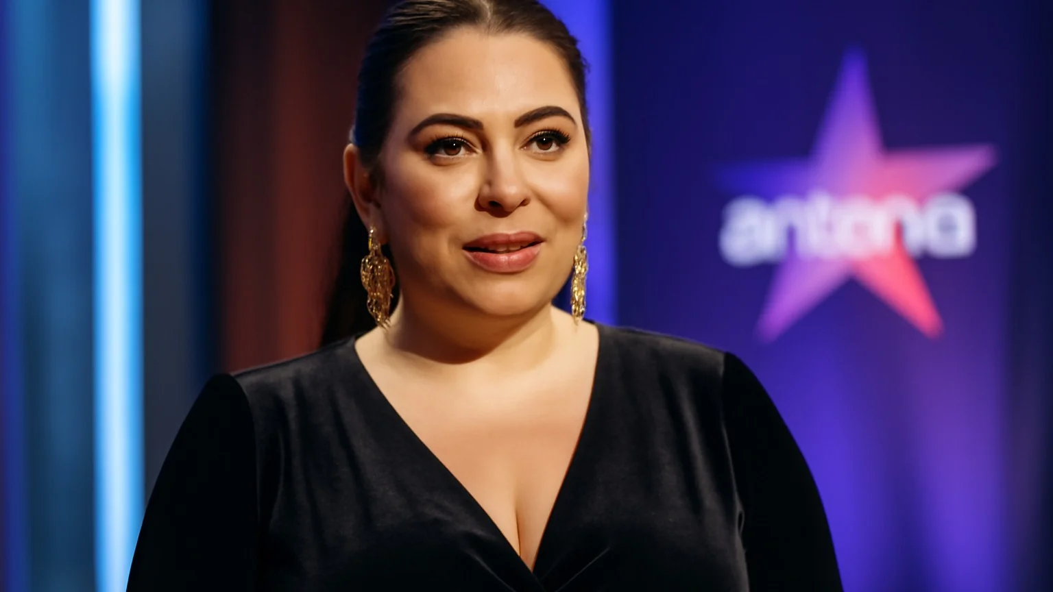 Oana Roman semnează cu Antena Stars: revenire ca moderator (anunț 15 ianuarie 2026)