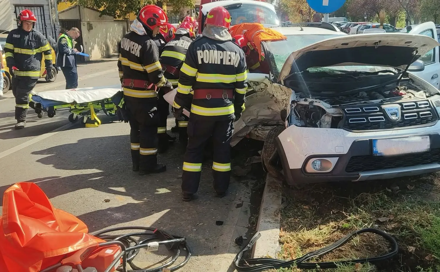 Oradea: descarcerare după accident pe Sfântul Apostol Andrei