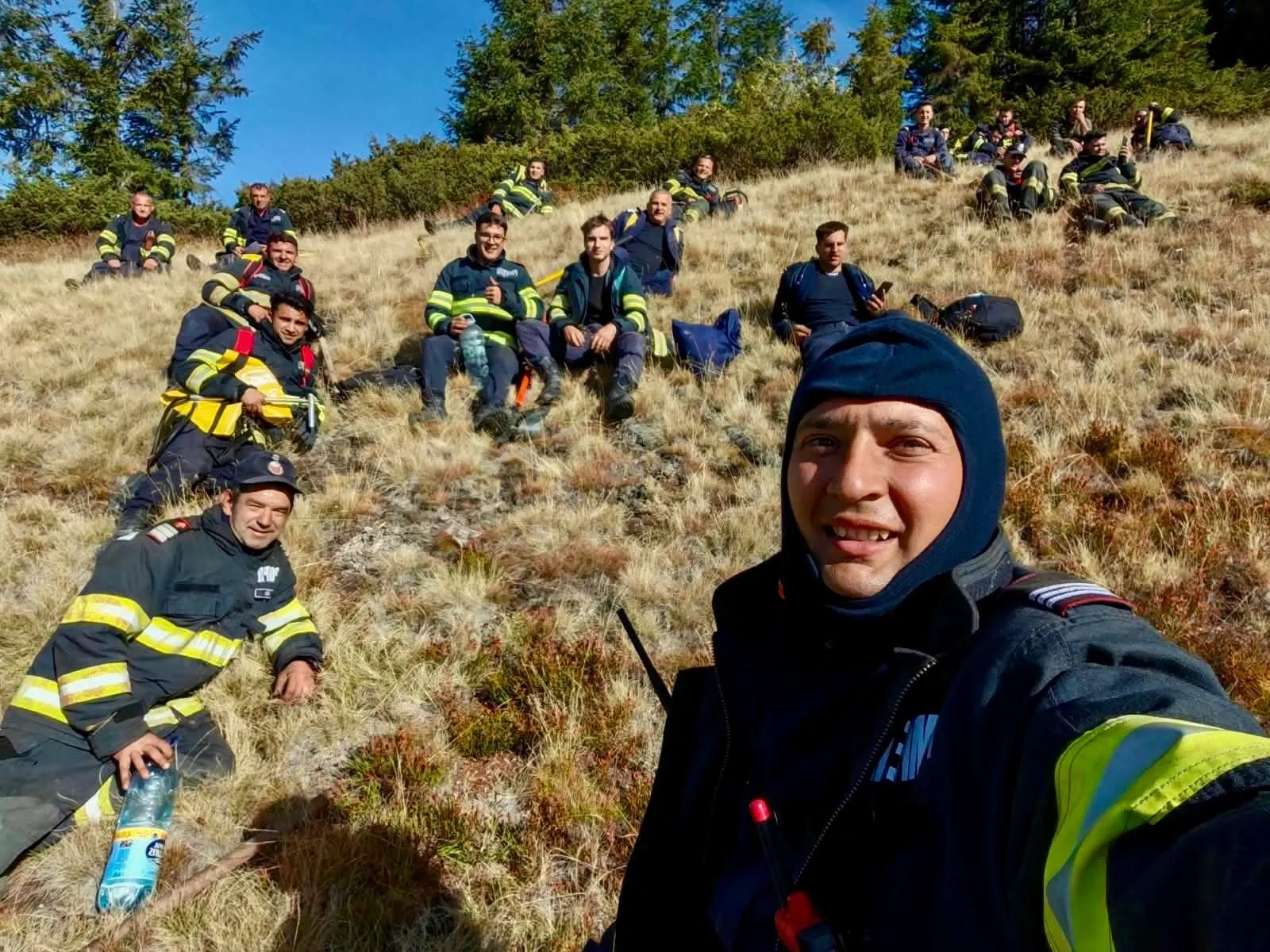 Scandal la Ștefănești: pompier lovit la un incendiu, doi arestări preventive